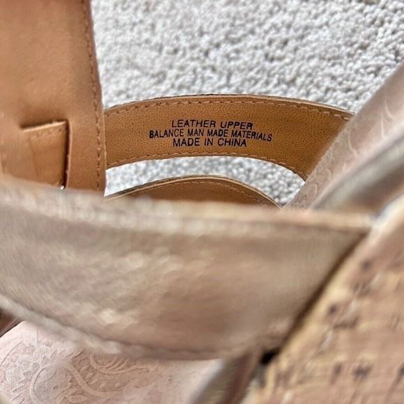 BOC Gold and Cream Sandals Strappy Comfort - Picture 8 of 10